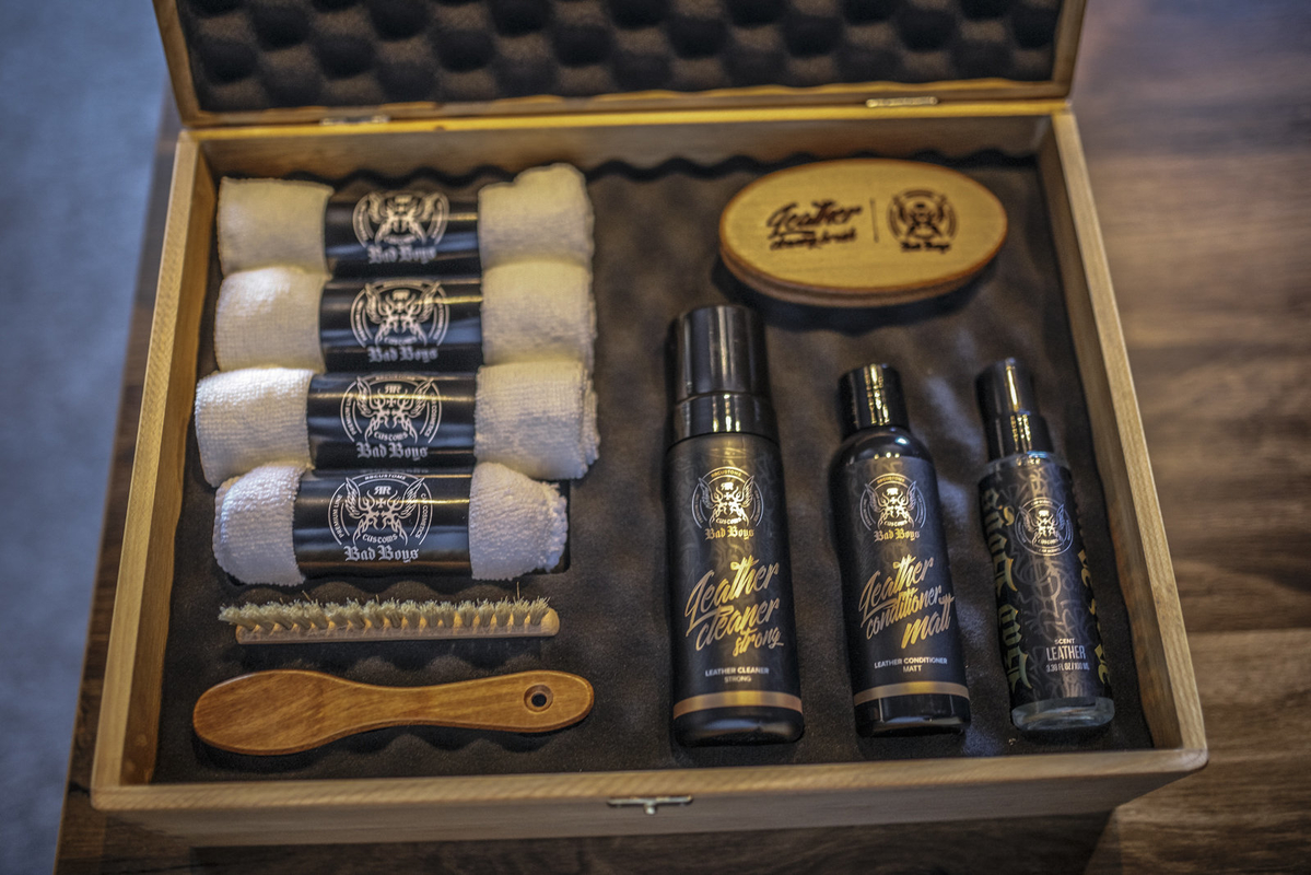 Bad Boys Exclusive Leather Set - Sada na čištění a impregnaci kůže v dřevěné bedýnce